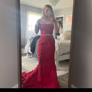 Sherri Hill prom dress